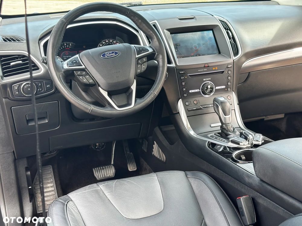 Ford Edge 2.0 TDCi Bi-Turbo 4x4 Titanium - 26
