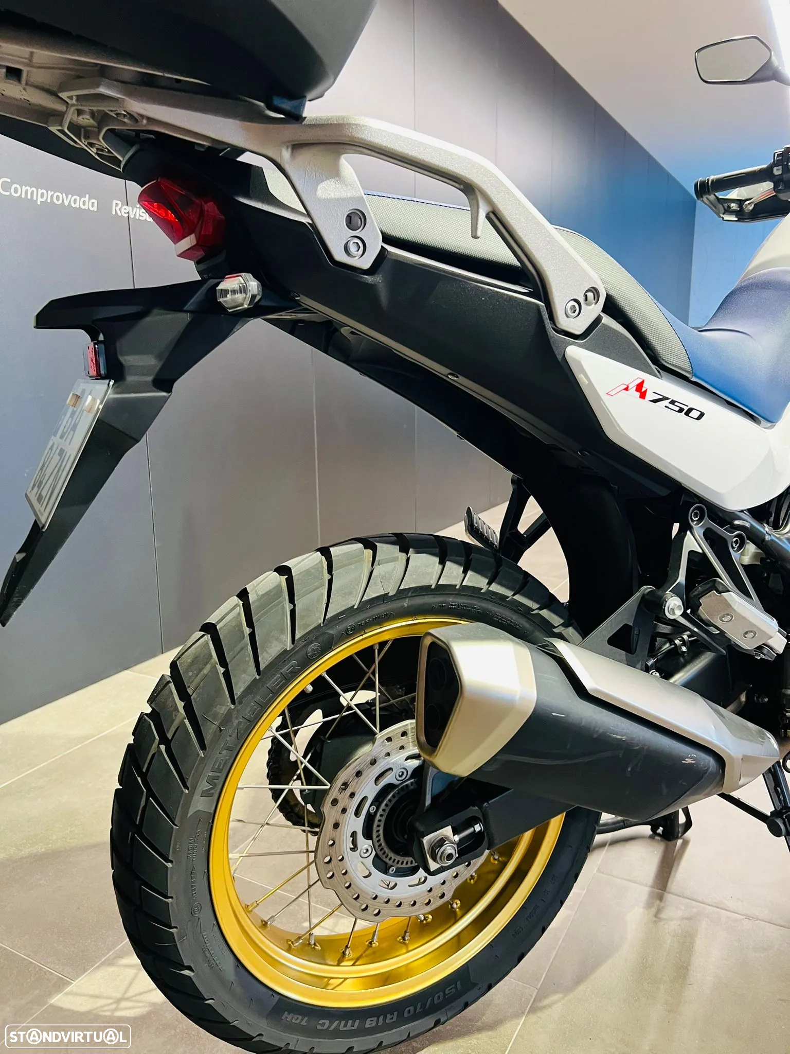 Honda Transalp 750 - 11