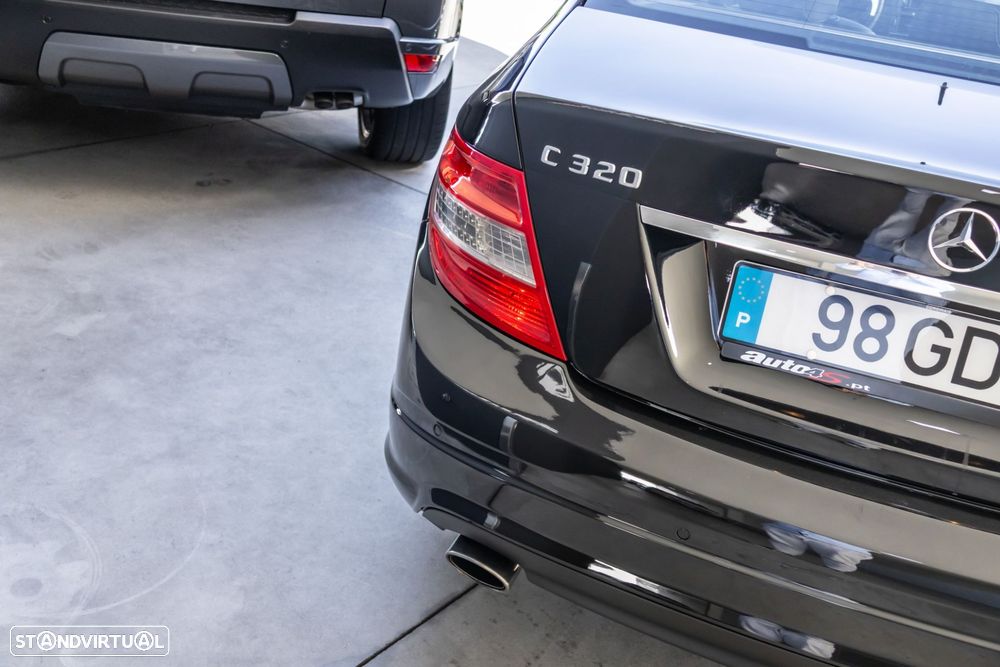 Mercedes-Benz C 320 - 8