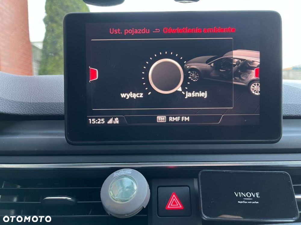 Audi A4 Avant 2.0 TDI - 20