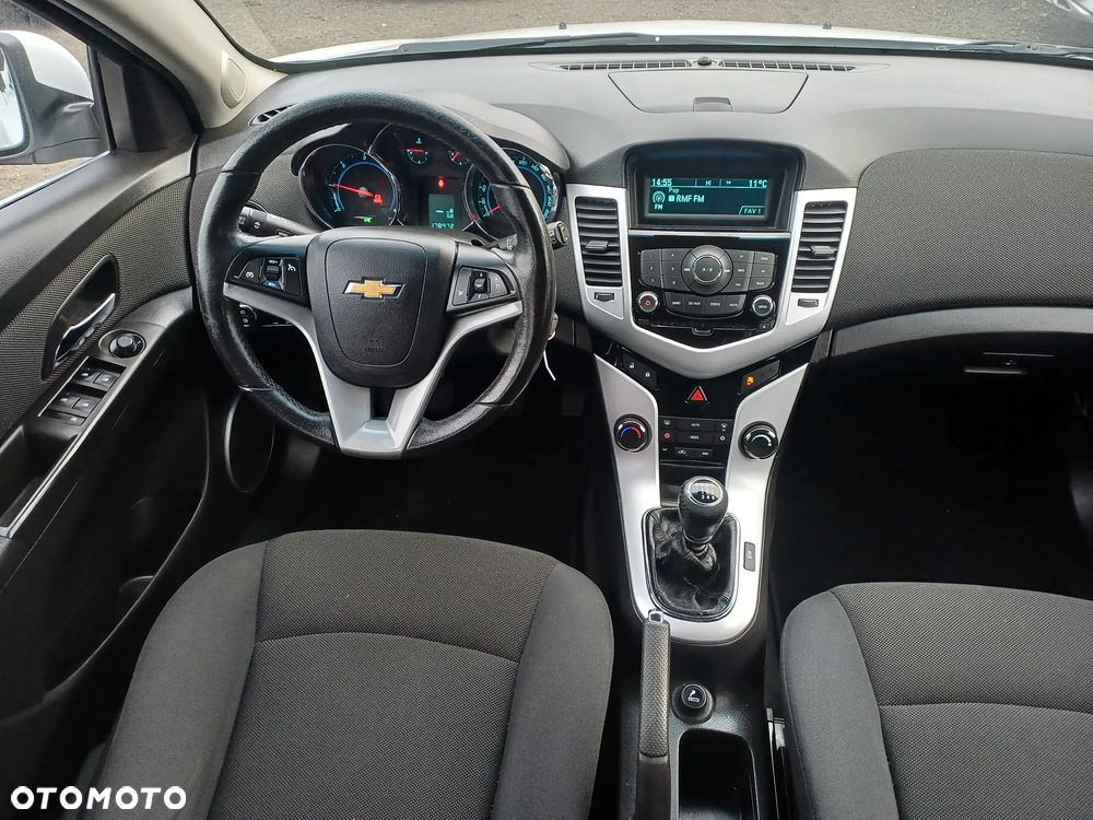 Chevrolet Cruze 2.0 LTZ - 23