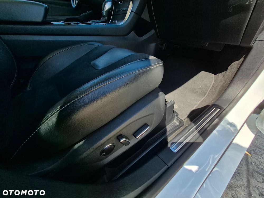 Ford S-Max 2.0 TDCi Titanium PowerShift - 26