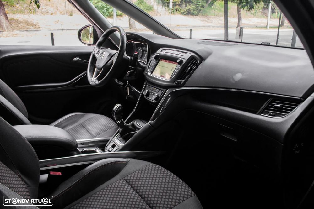 Opel Zafira 1.6 CDTi Innovation S/S - 20