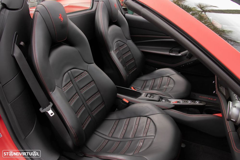 Ferrari F8 Tributo Standard - 42