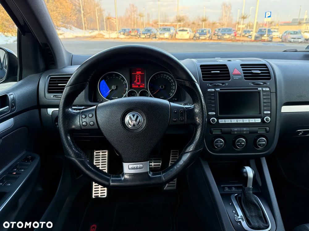 Volkswagen Golf 2.0 GTI DSG - 14