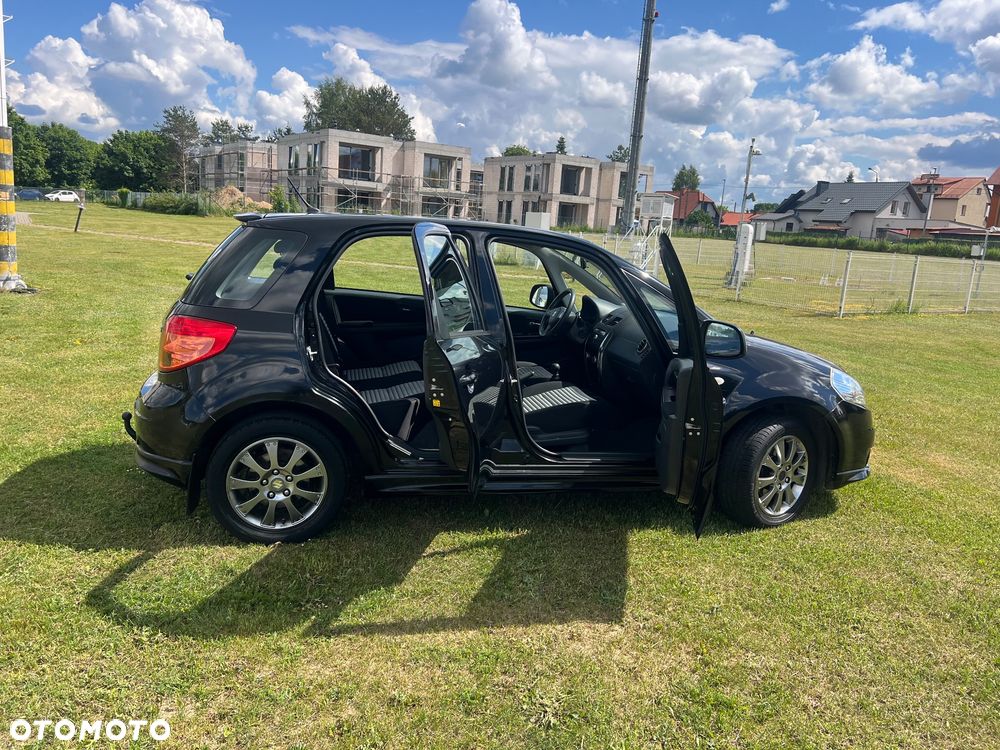 Suzuki SX4 1.6 VVT 4x2 Style - 23