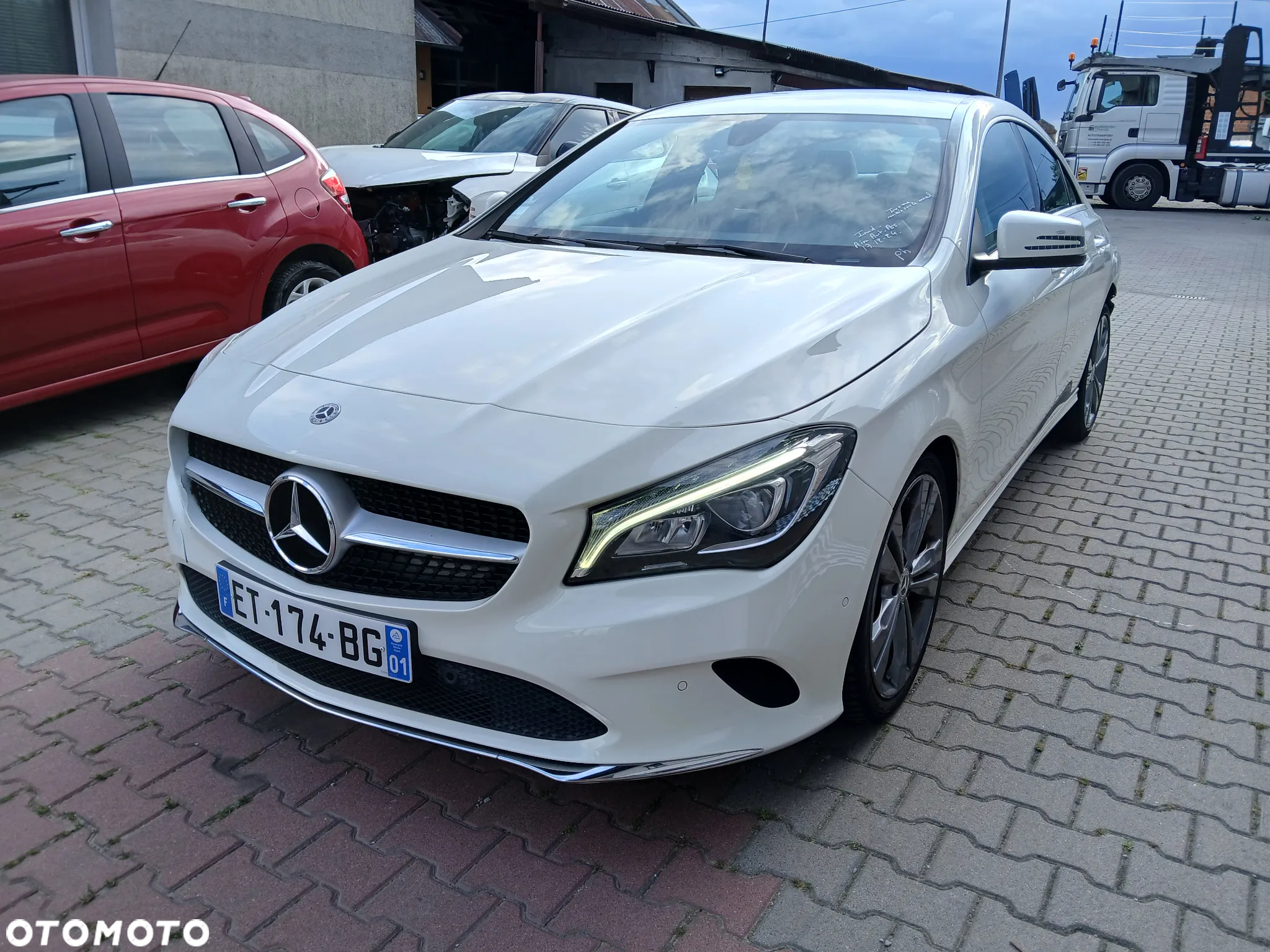 Mercedes-Benz CLA Shooting Brake 180 d Peak Edition - 2