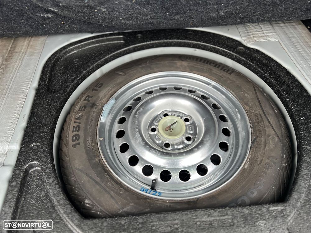 Ford Focus SW 1.6 TDCi Titanium - 13