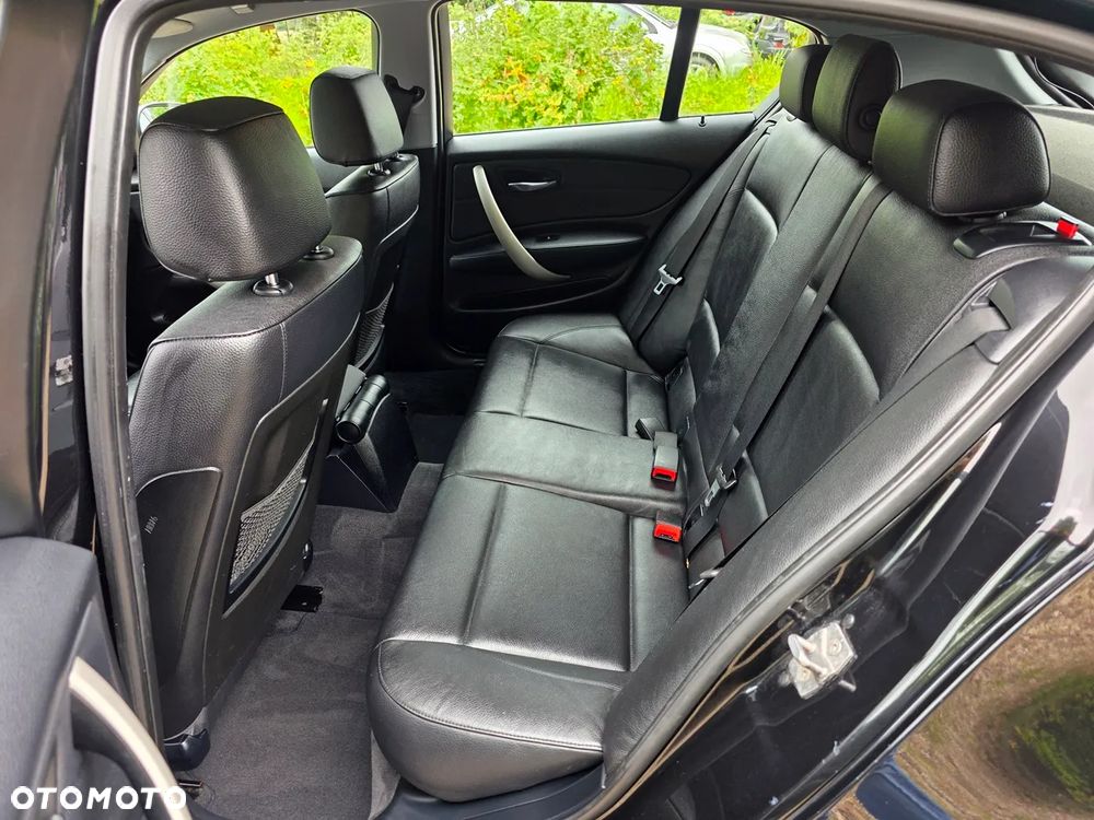 BMW Seria 1 120d DPF Edition Sport - 30