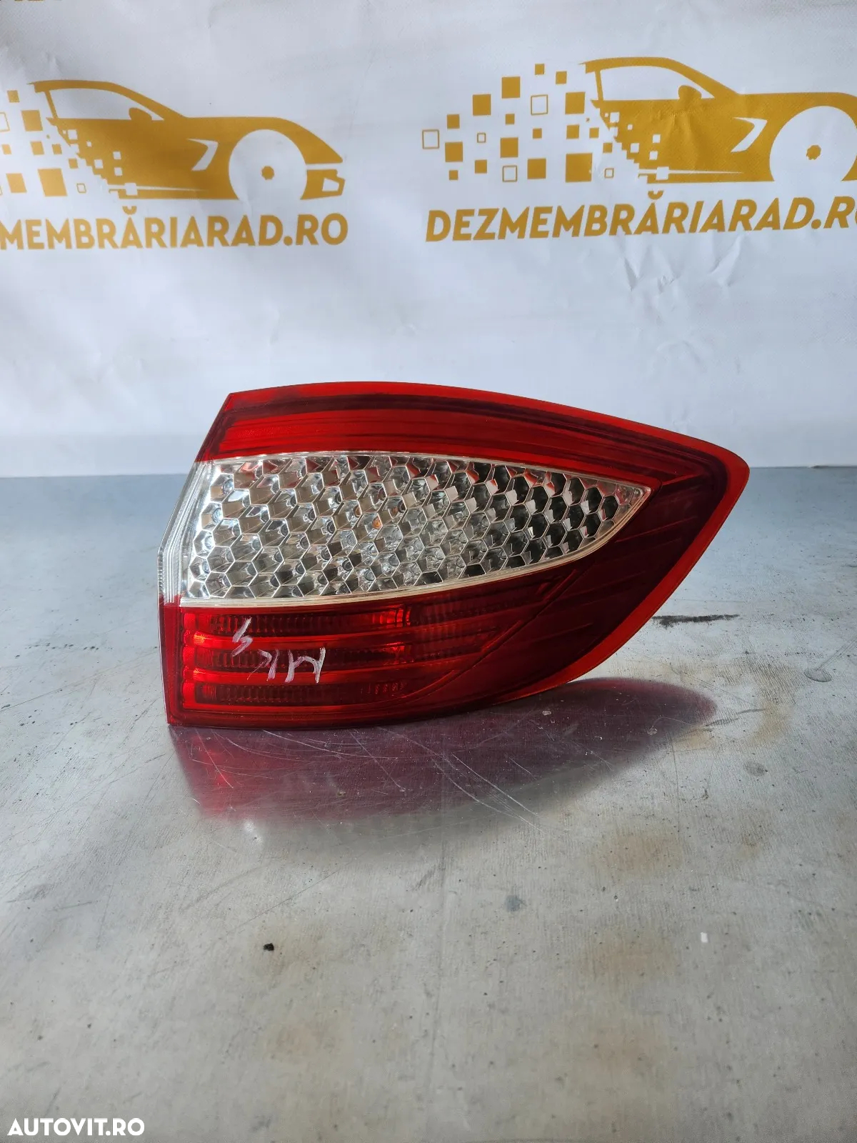 Lampa Stop Tripla Dreapta Ford Mondeo MK4 An 2007-2008-2009-2010-2011-2012-2013-2014 Cod 7S71--B Co - 2