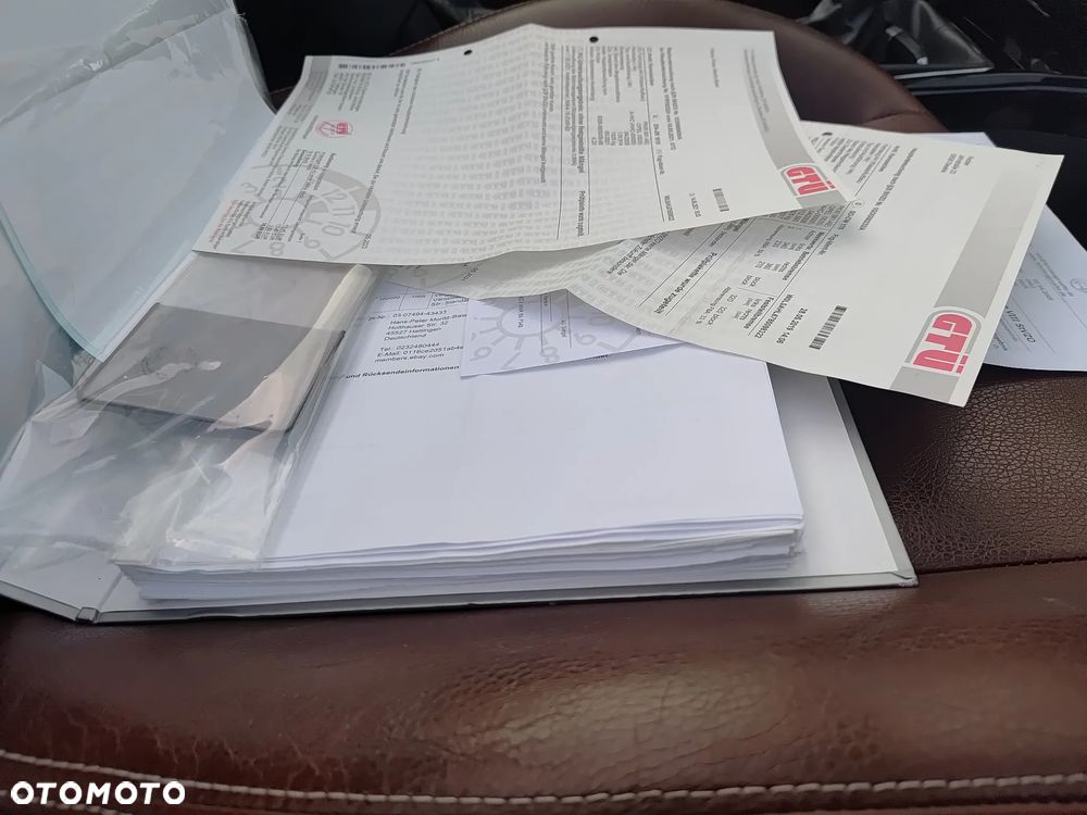 Opel Astra 1.6 Turbo Cosmo - 30