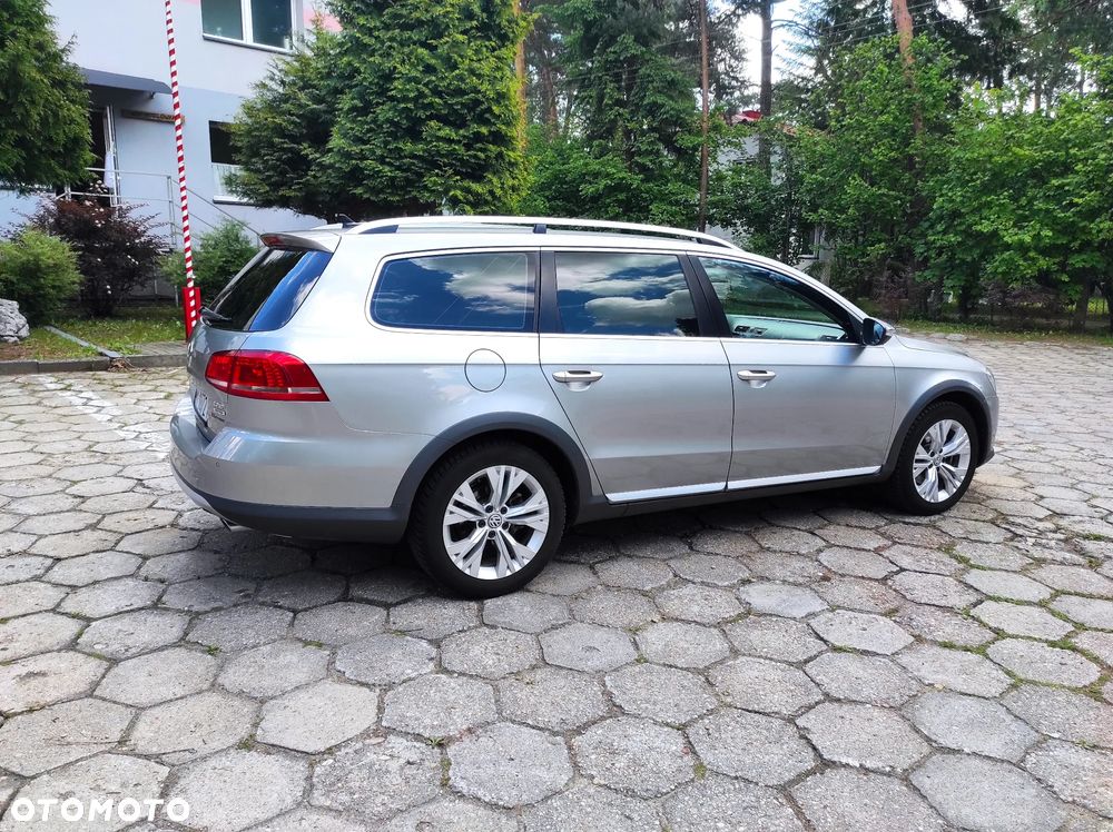 Volkswagen Passat Alltrack - 21