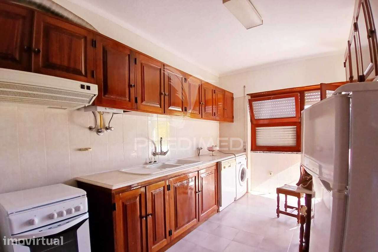 Apartamento T3 em zona privilegiada na cidade de Beja - Grande imagem: 2/24