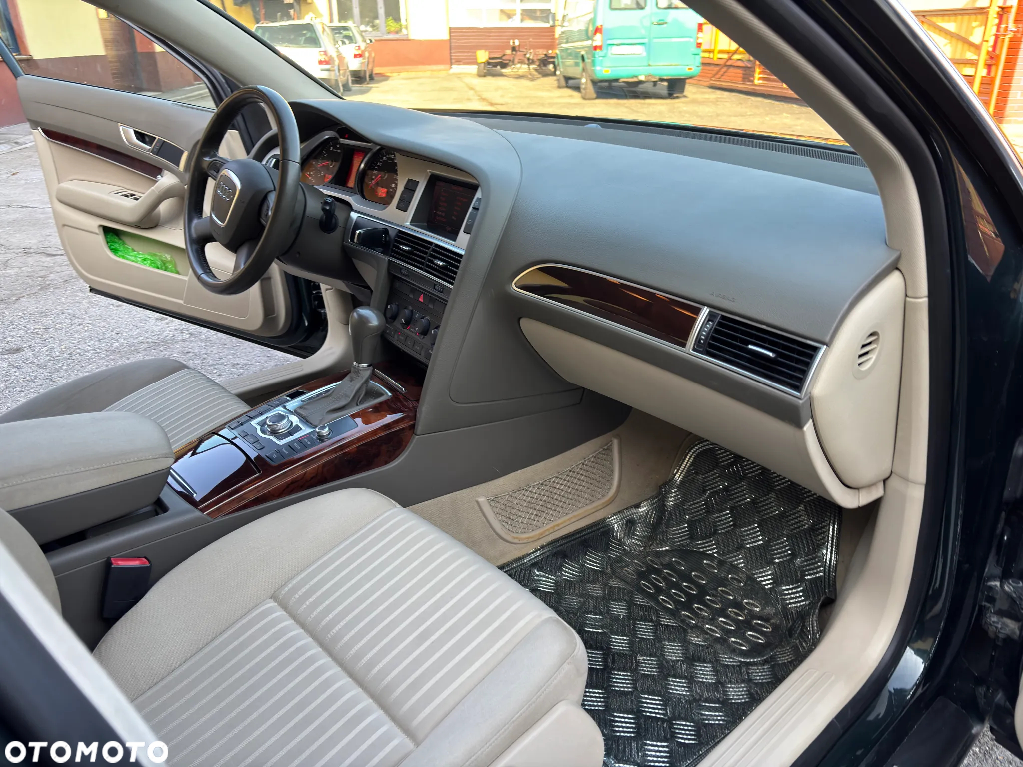 Audi A6 2.0T FSI Multitronic - 10