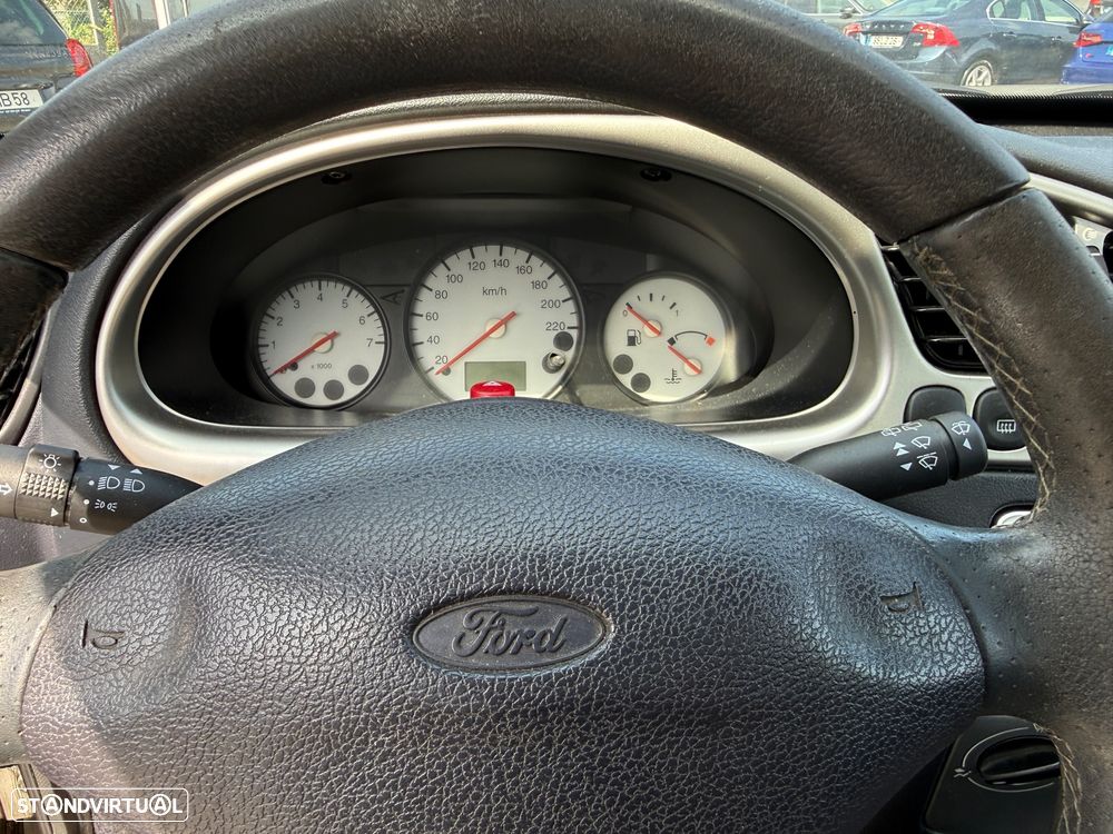 Ford Puma 1.4 16V - 15