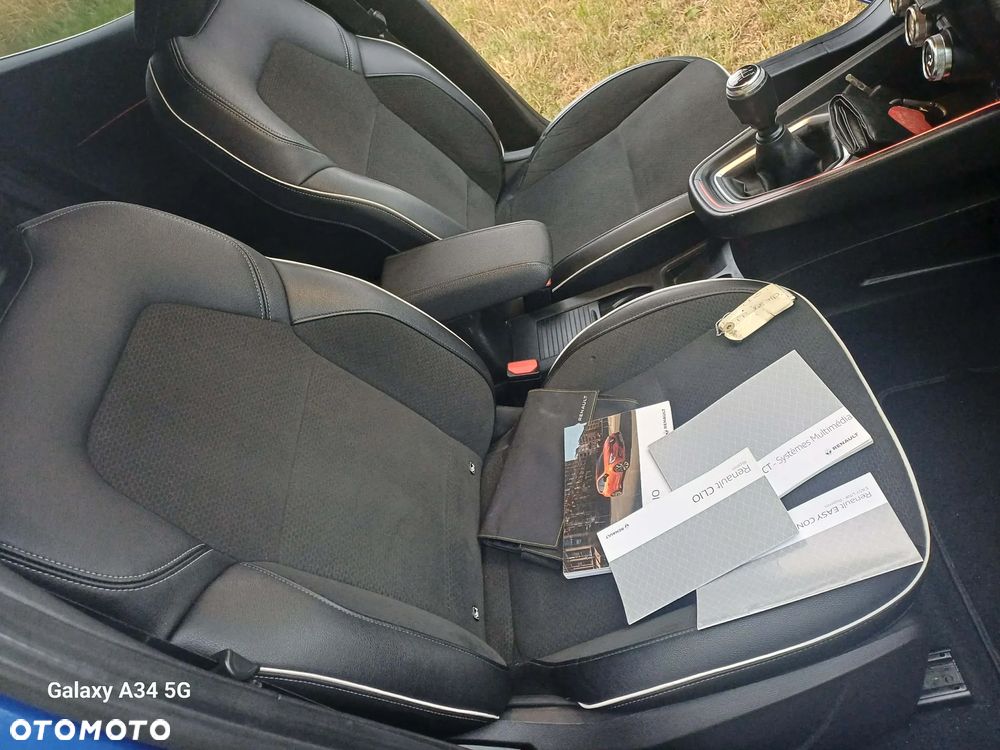 Renault Clio - 14
