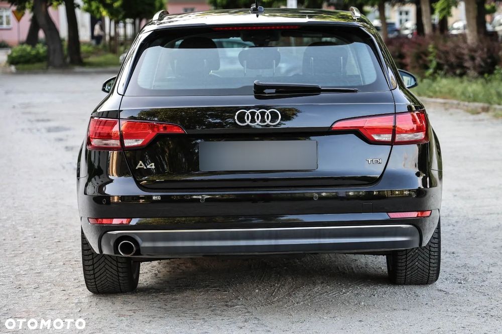 Audi A4 Avant - 6