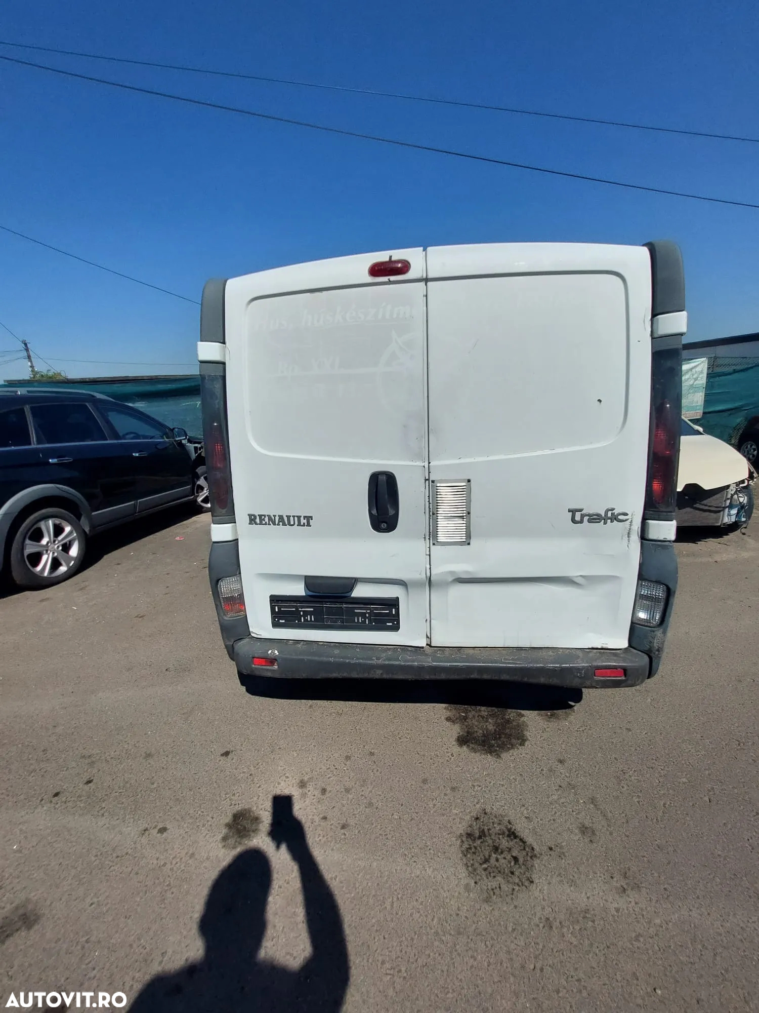 Dezmembrez Renault Trafic 1.9 DCI 5 trepte - 4