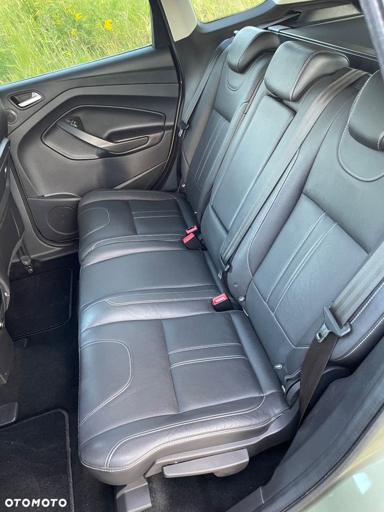 Ford Kuga 2.0 TDCi 4WD Titanium Plus - 23