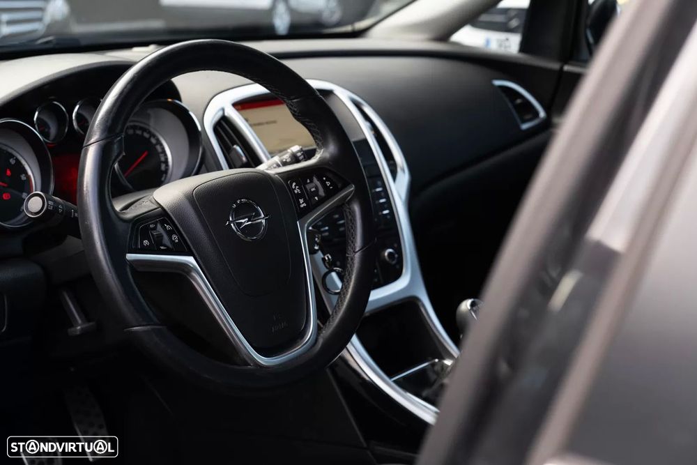 Opel Astra Sports Tourer 1.6 CDTi Executive S/S - 14