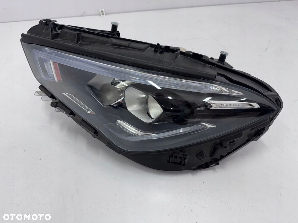 LAMPA LEWA PRZÓD PRZEDNIA MERCEDES CLA C118 W118 A118 LED HIGH PERFORMANCE - 2