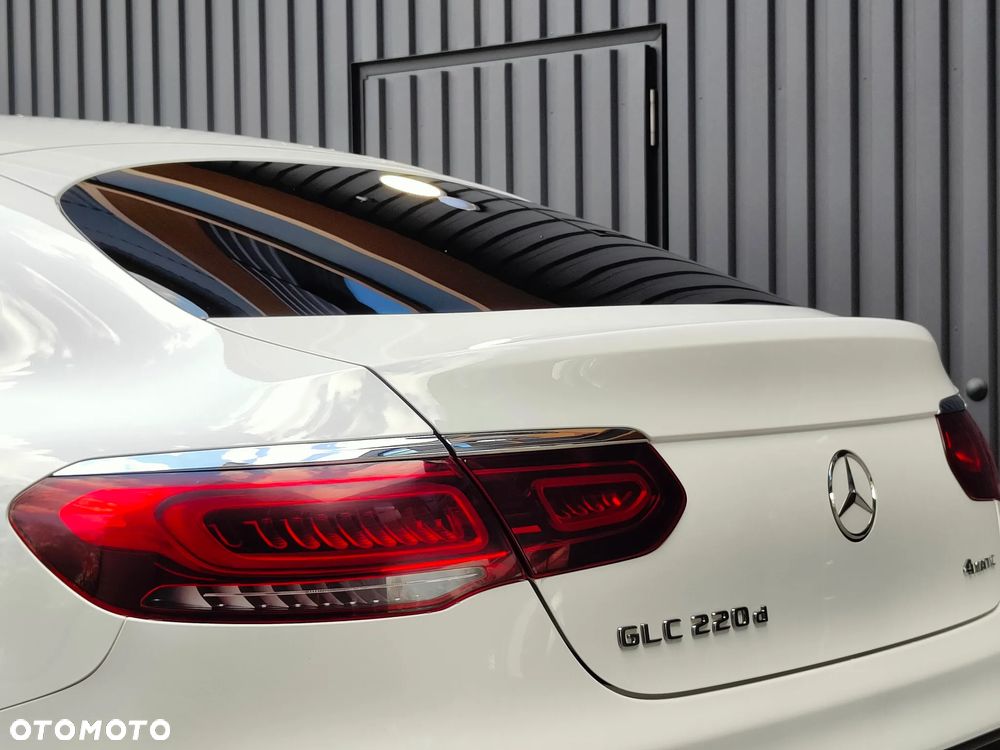 Mercedes-Benz GLC 220 d 4Matic 9G-TRONIC AMG Line - 5