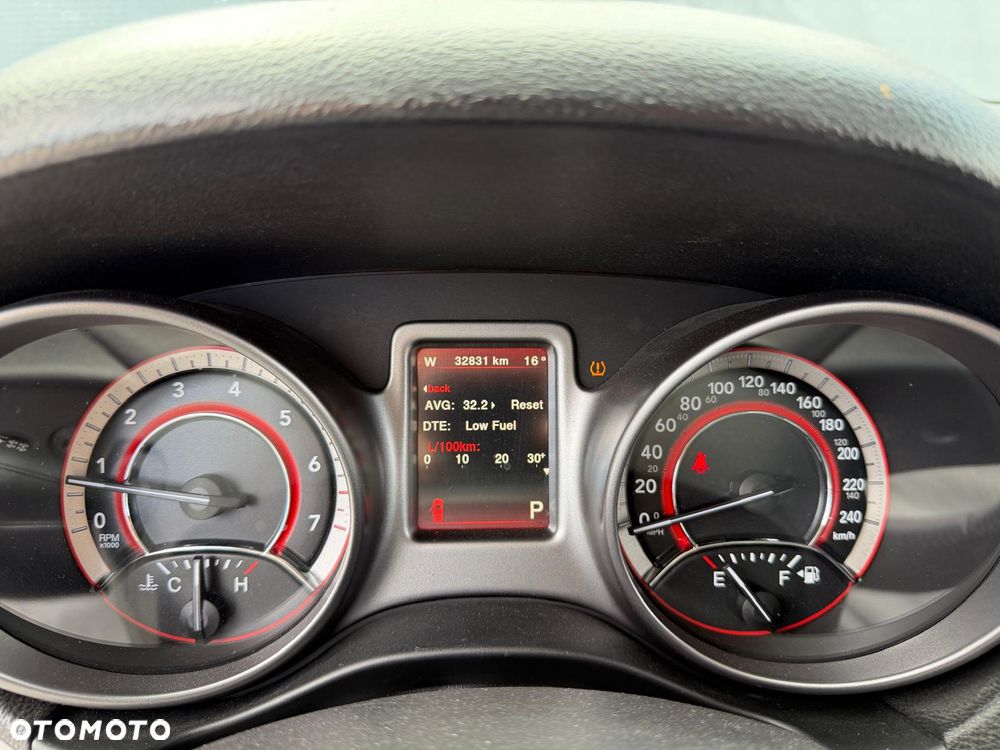 Dodge Journey - 30