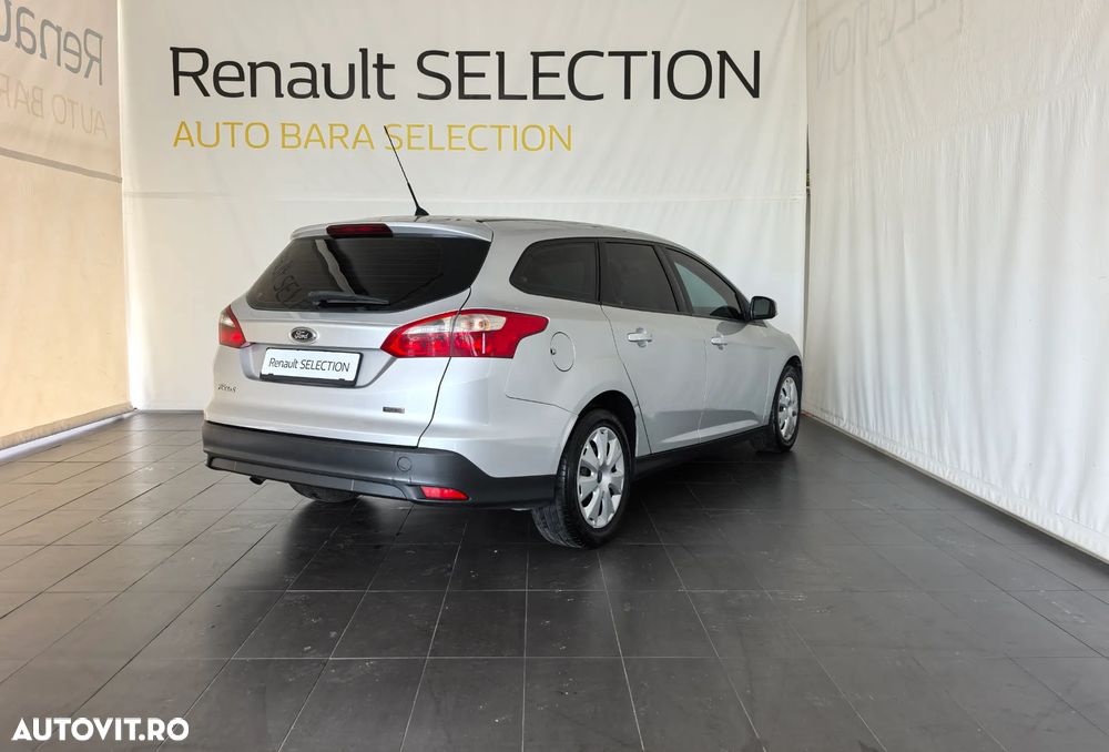 Ford Focus 1.6 TDCI DPF Trend - 4