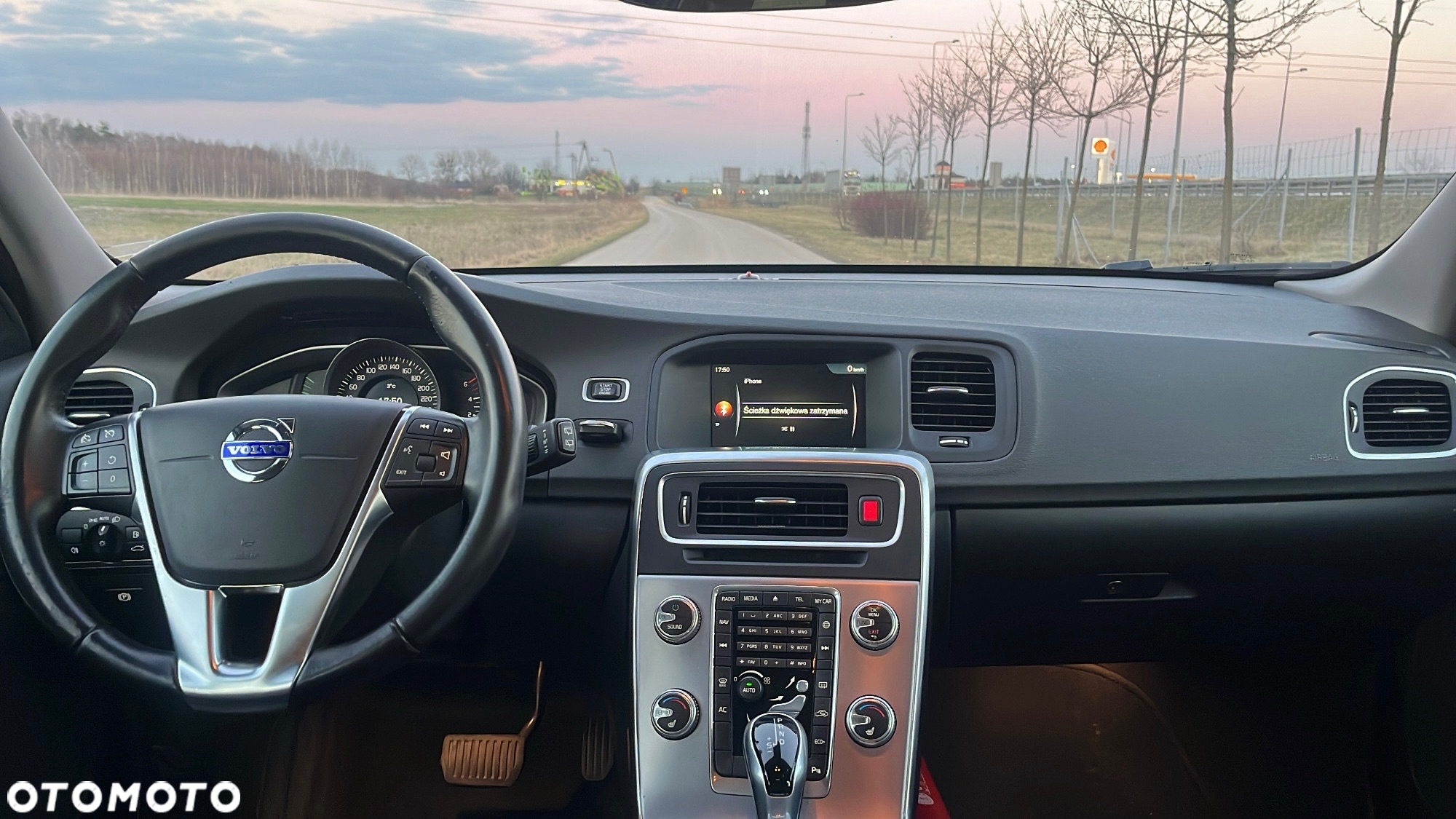 Volvo V60 Cross Country D3 Geartronic - 27