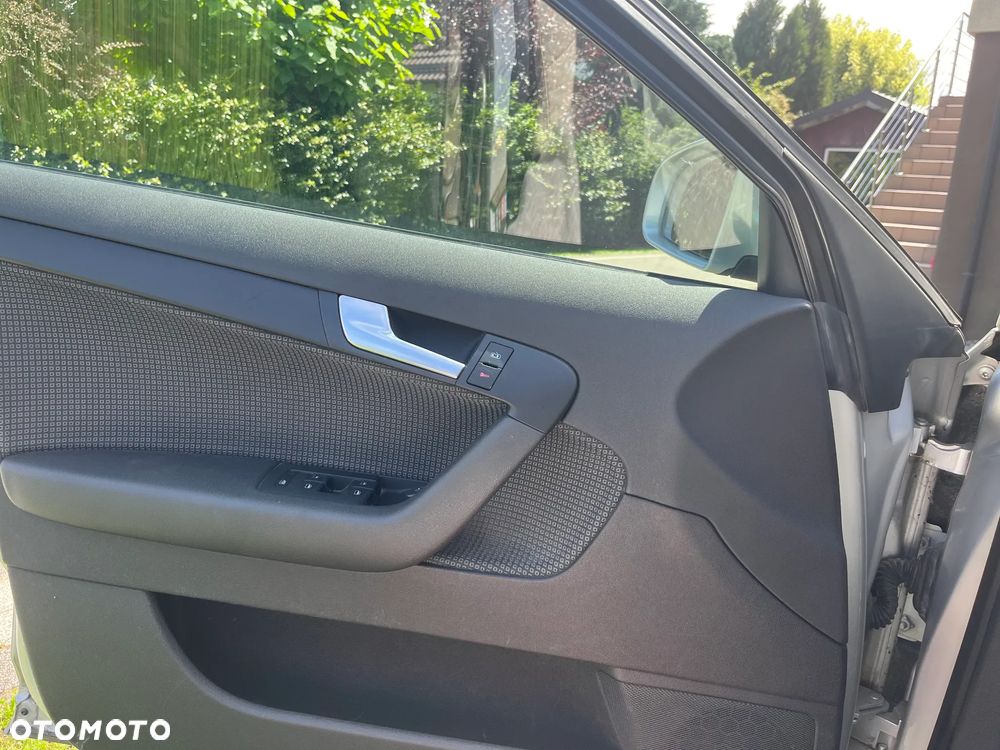 Audi A3 Sportback 1.6 Ambiente - 12