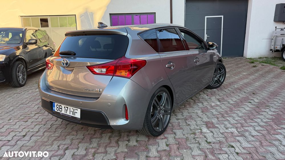 Toyota Auris - 23