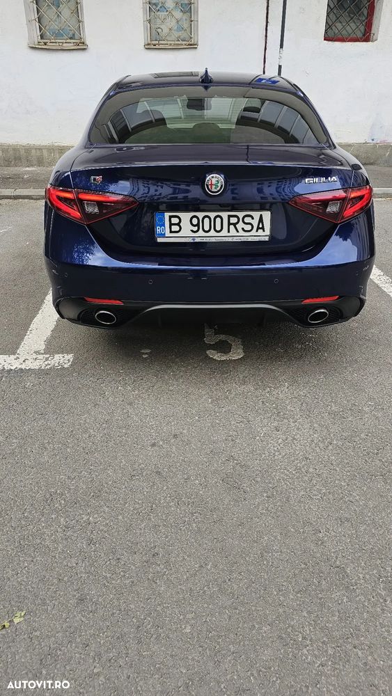 Alfa Romeo Giulia 2.0 Turbo AWD AT8 Veloce - 17