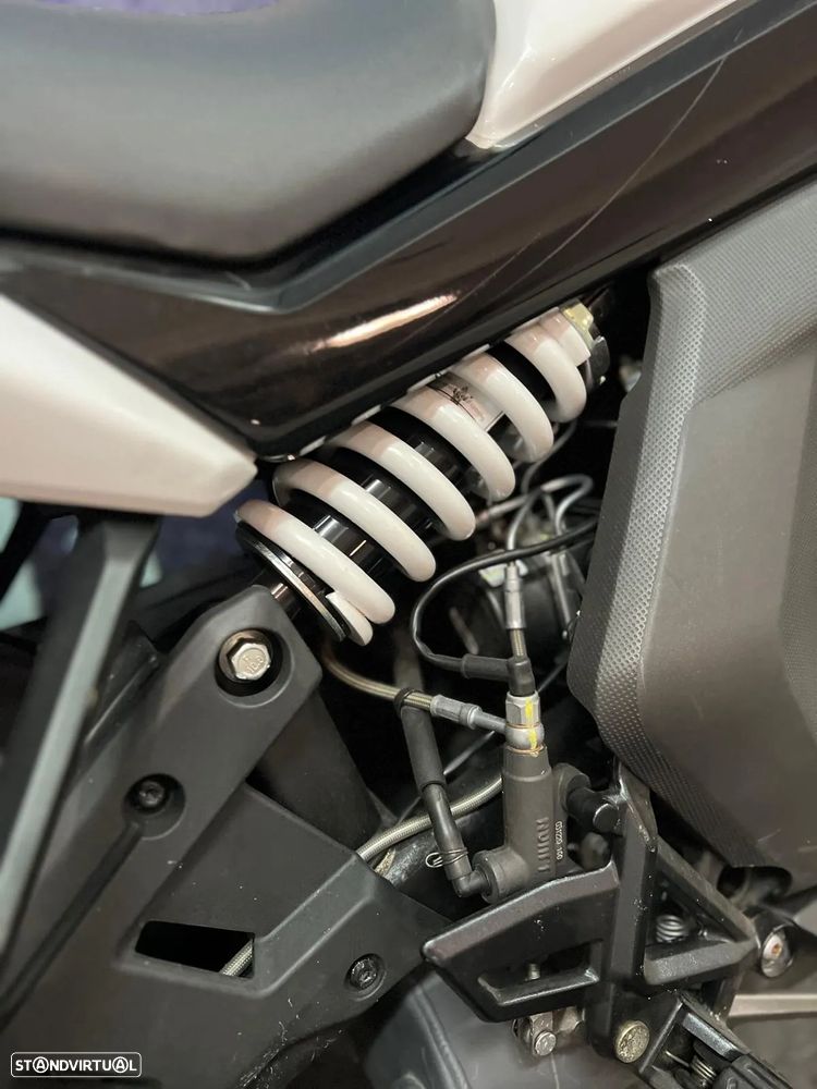 CF Moto 650GT - 15
