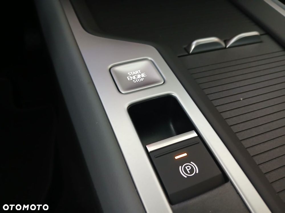 Volkswagen Passat - 21