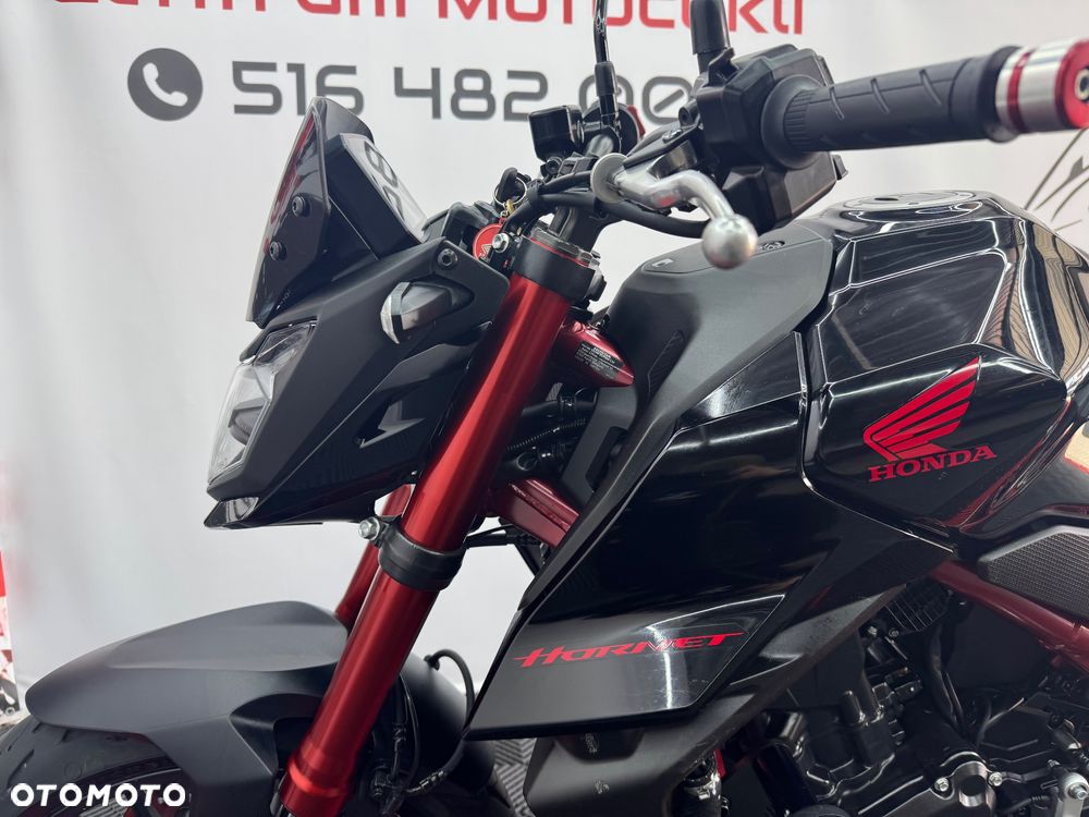 Honda Hornet - 12