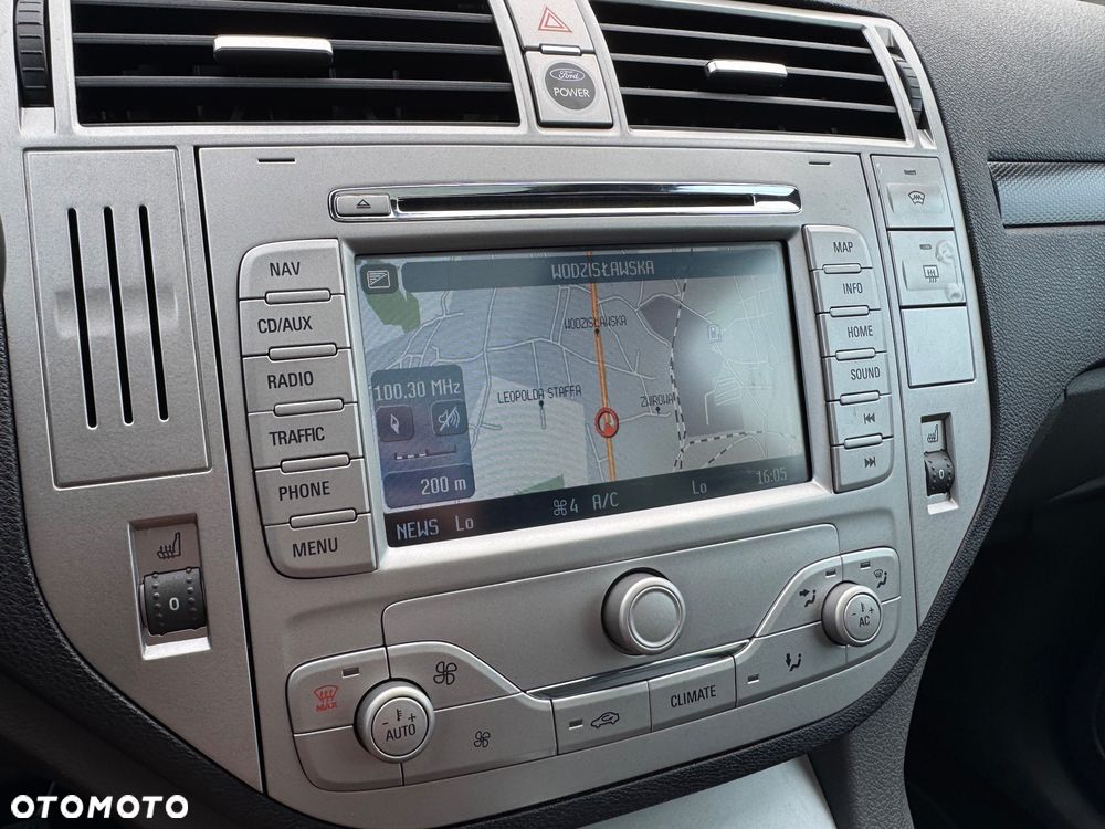 Ford Kuga 2.0 TDCi 4x4 Titanium - 16