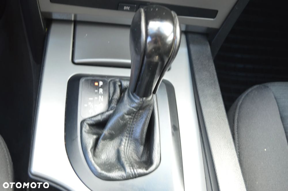 BMW Seria 5 525d - 18