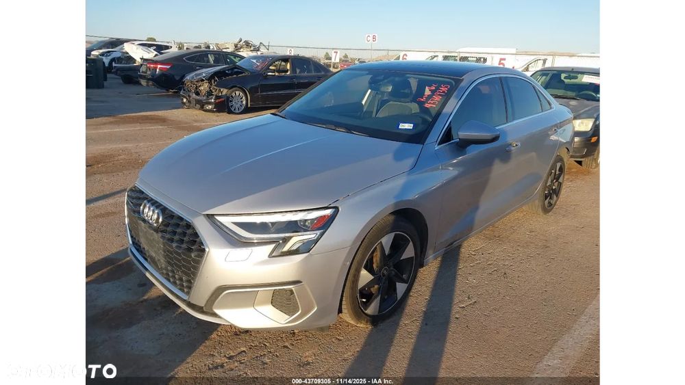 Audi A3 Sportback - 2