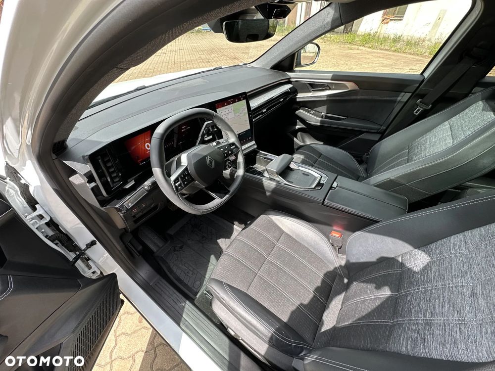 Renault Austral 1.3 TCe mHEV Techno - 9