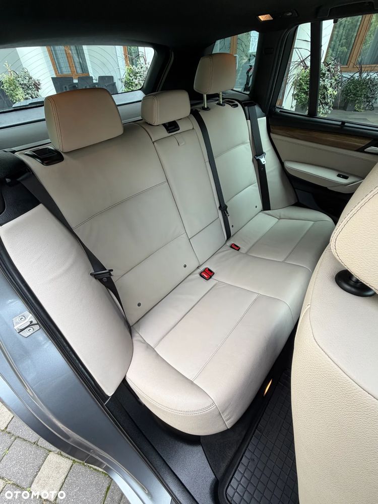 BMW X3 xDrive28i Sport-Aut M Sport - 24