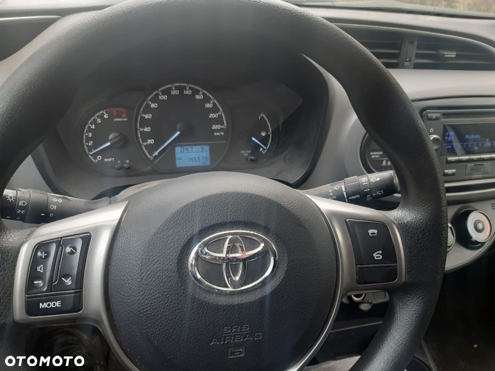 Toyota Yaris - 14