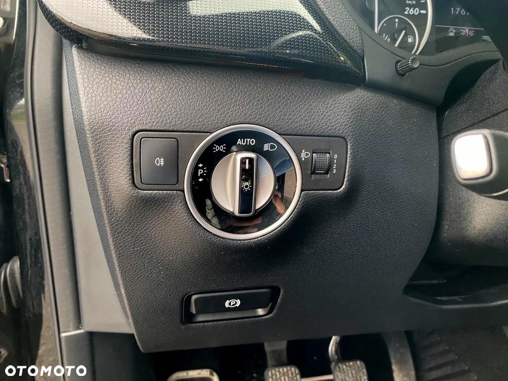 Mercedes-Benz Klasa B 180 CDI - 19