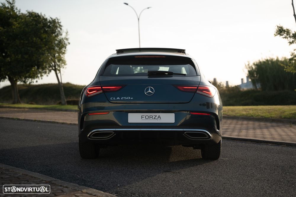 Mercedes-Benz CLA 250 e 8G-DCT AMG Line - 15