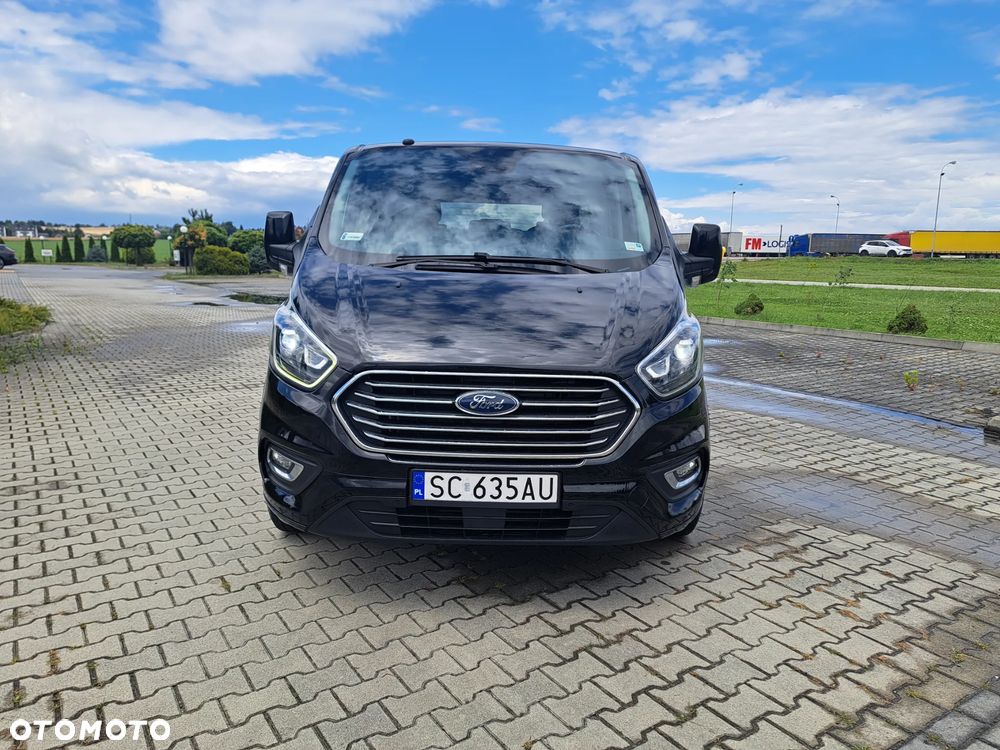 Ford Tourneo Custom 2.0 EcoBlue L2 Titanium SelectShift - 32