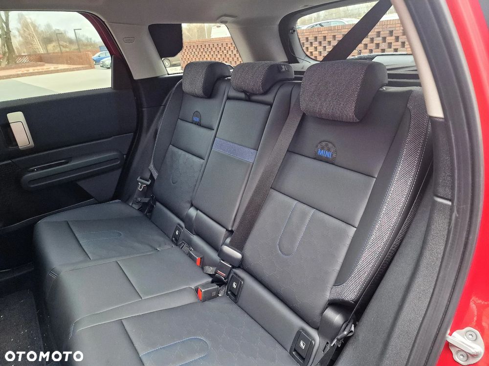 MINI Countryman SE ALL4 66.5kWh Linia Classic - 29