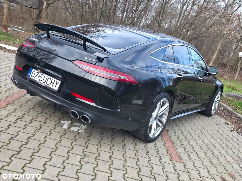 Mercedes-Benz AMG GT - 6