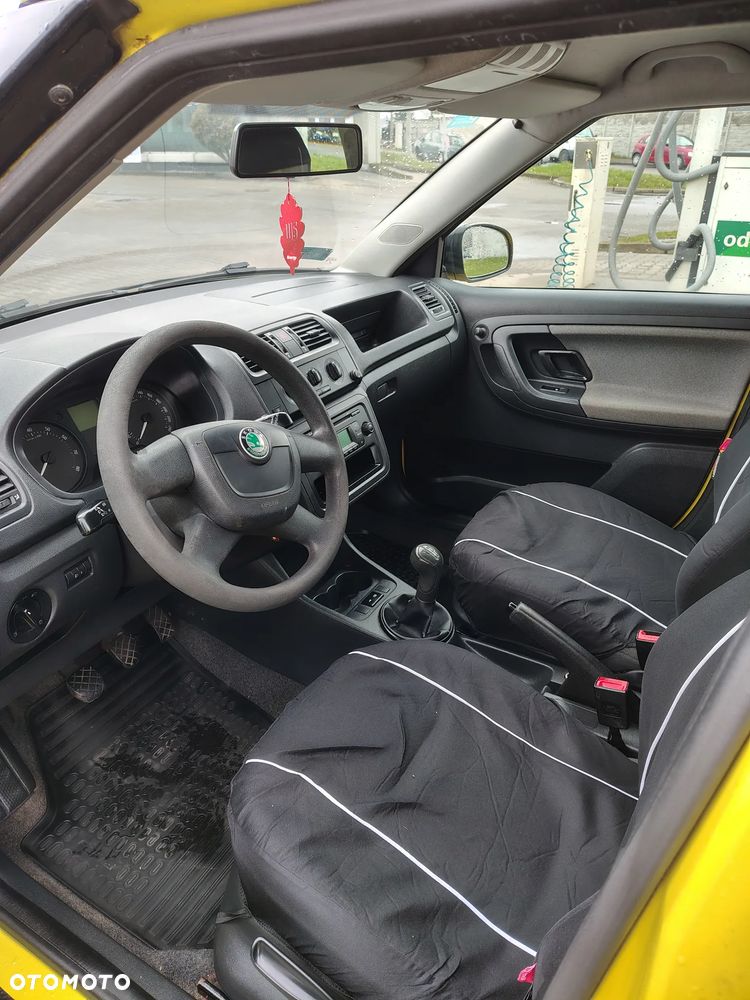 Skoda Fabia 1.4 16V Active - 6