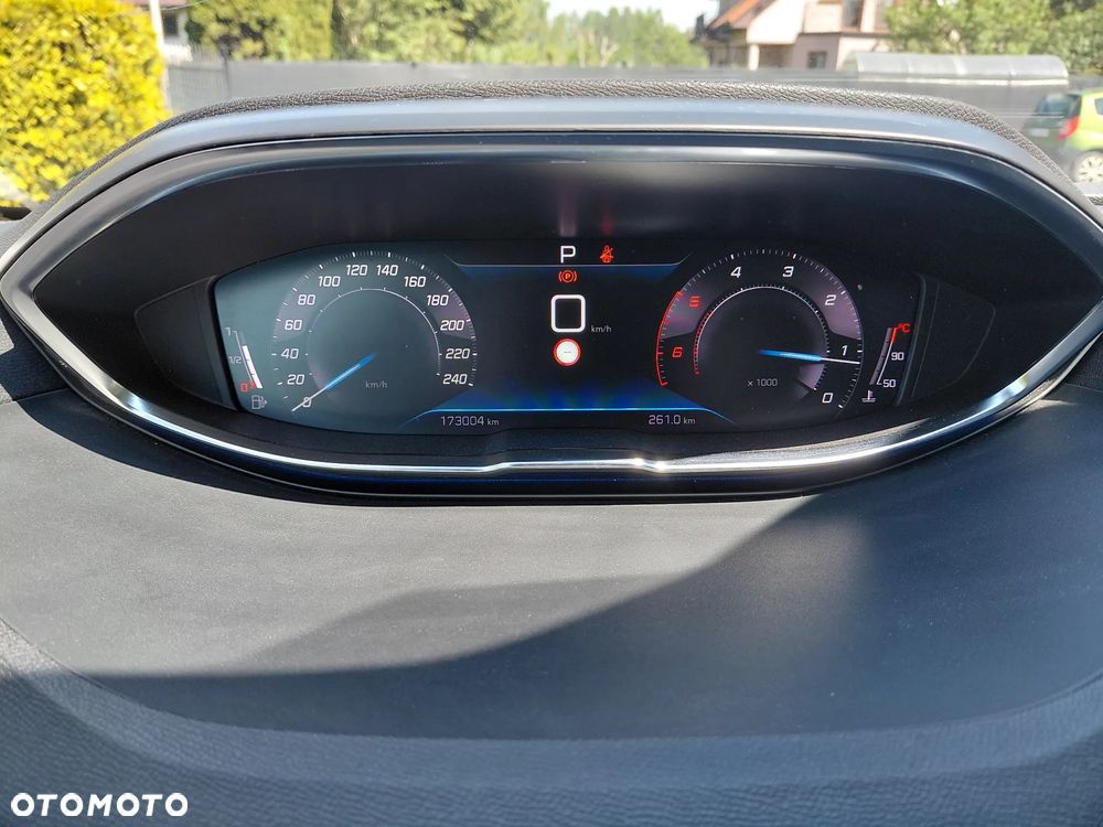 Peugeot 3008 1.5 BlueHDi GT S&S EAT8 - 10