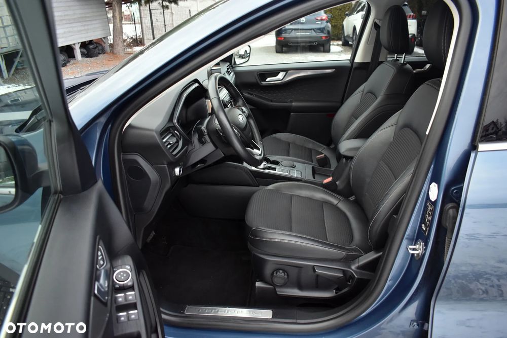 Ford Kuga 2.0 EcoBlue 4x4 TITANIUM X - 21