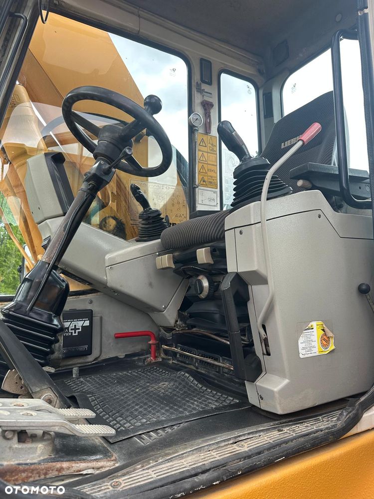 Liebherr A 900B Litronic - 4